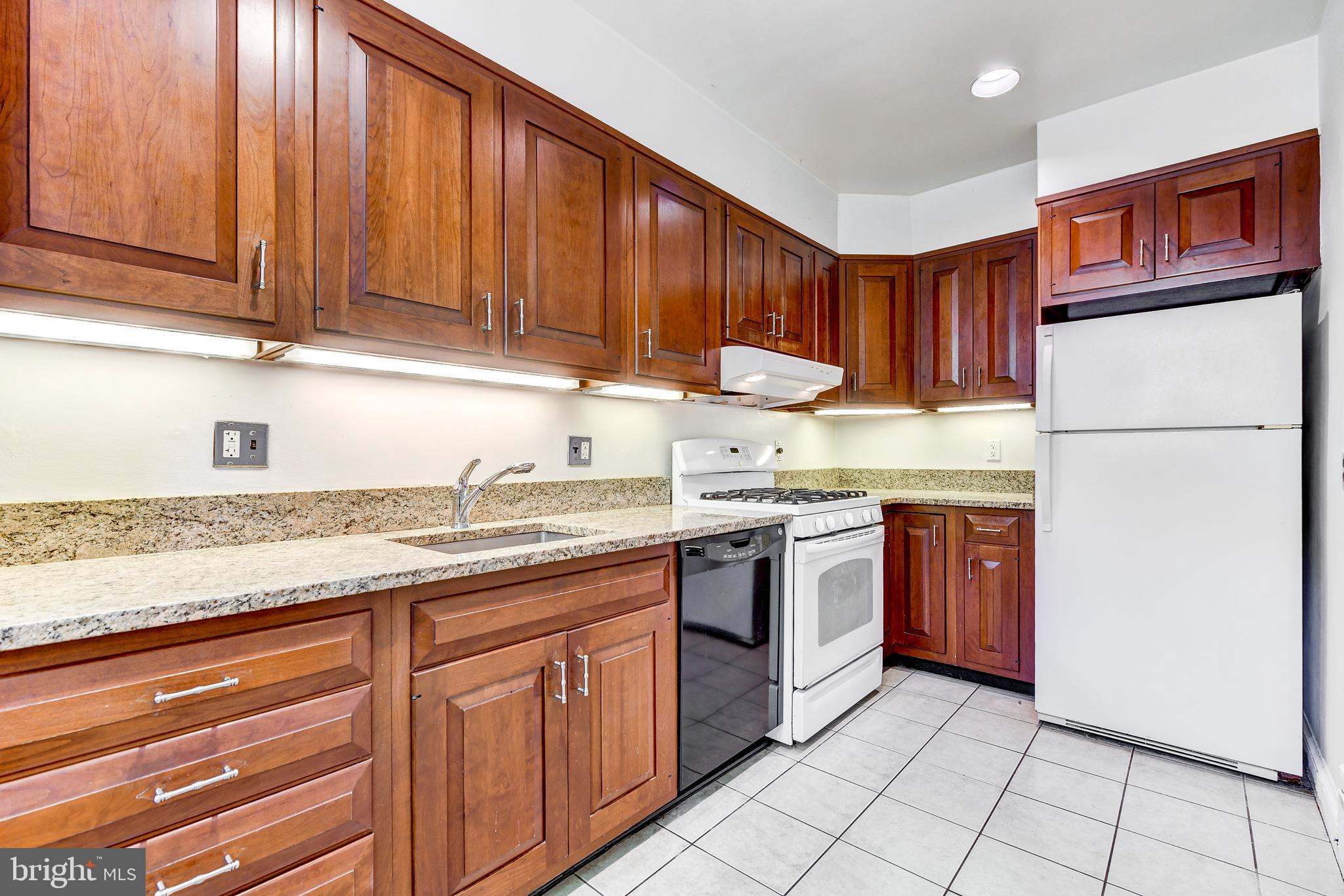 4817 RESERVOIR ROAD NW