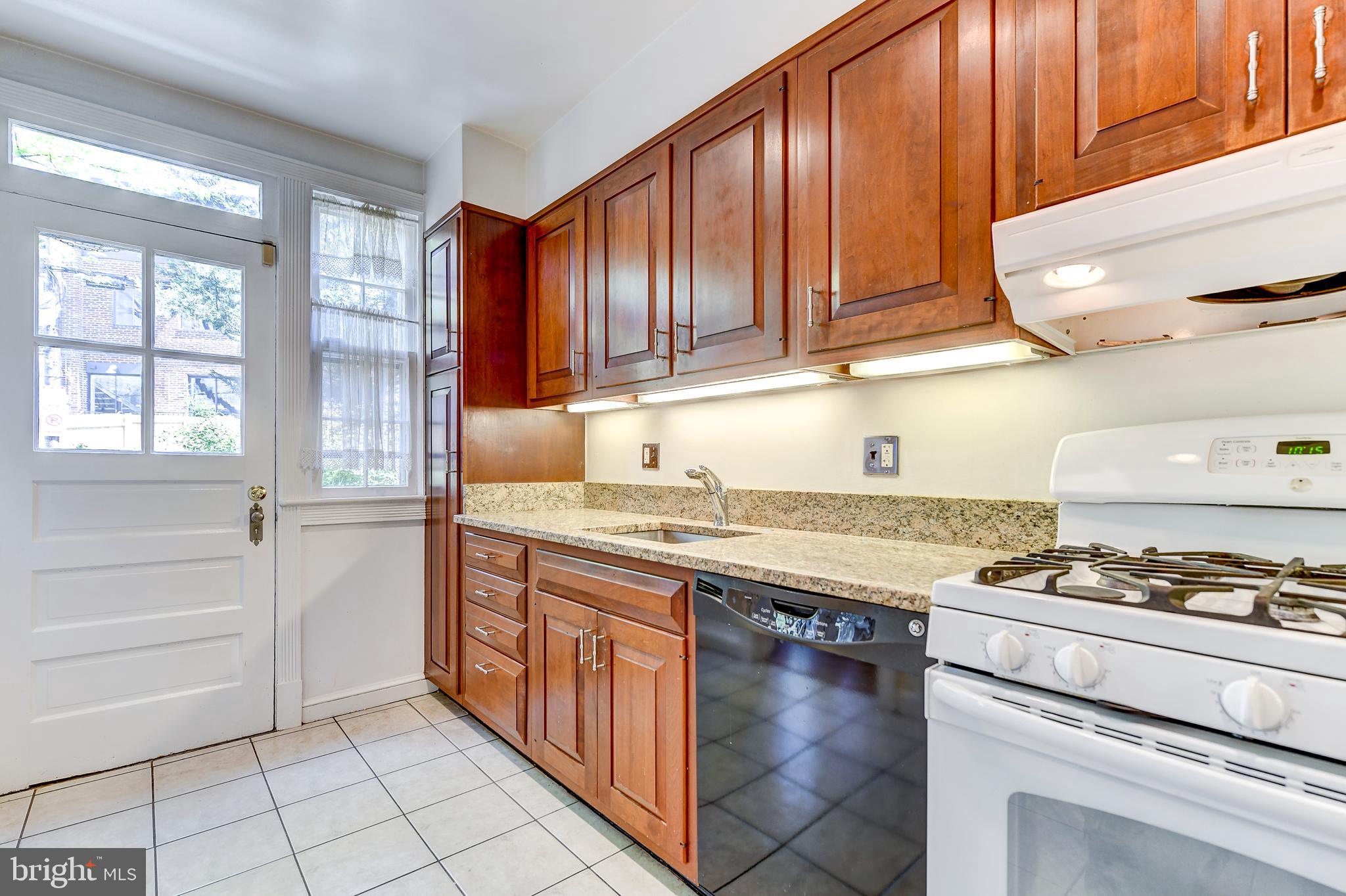 4817 RESERVOIR ROAD NW