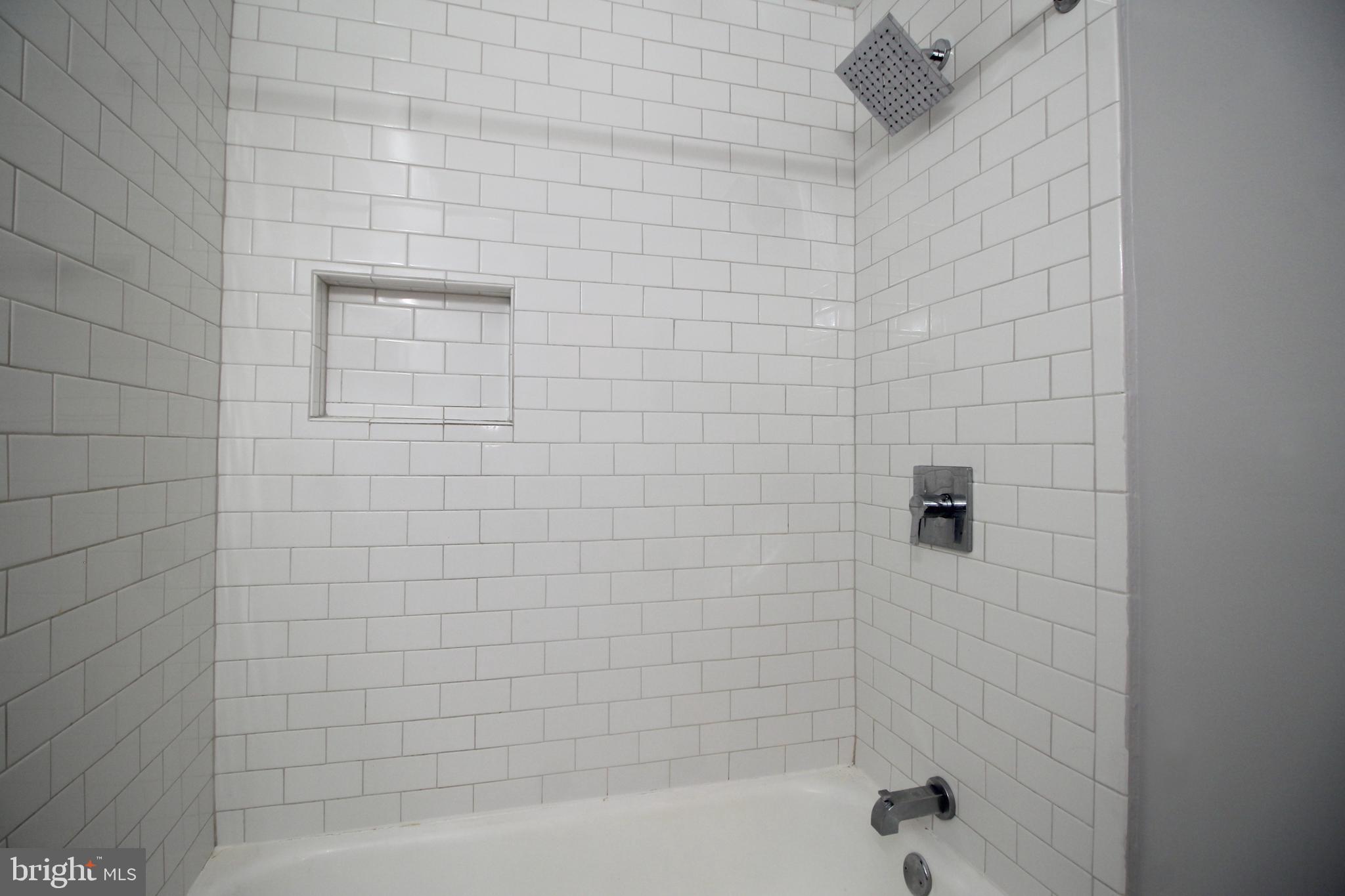 1809 RIGGS PLACE NW 3