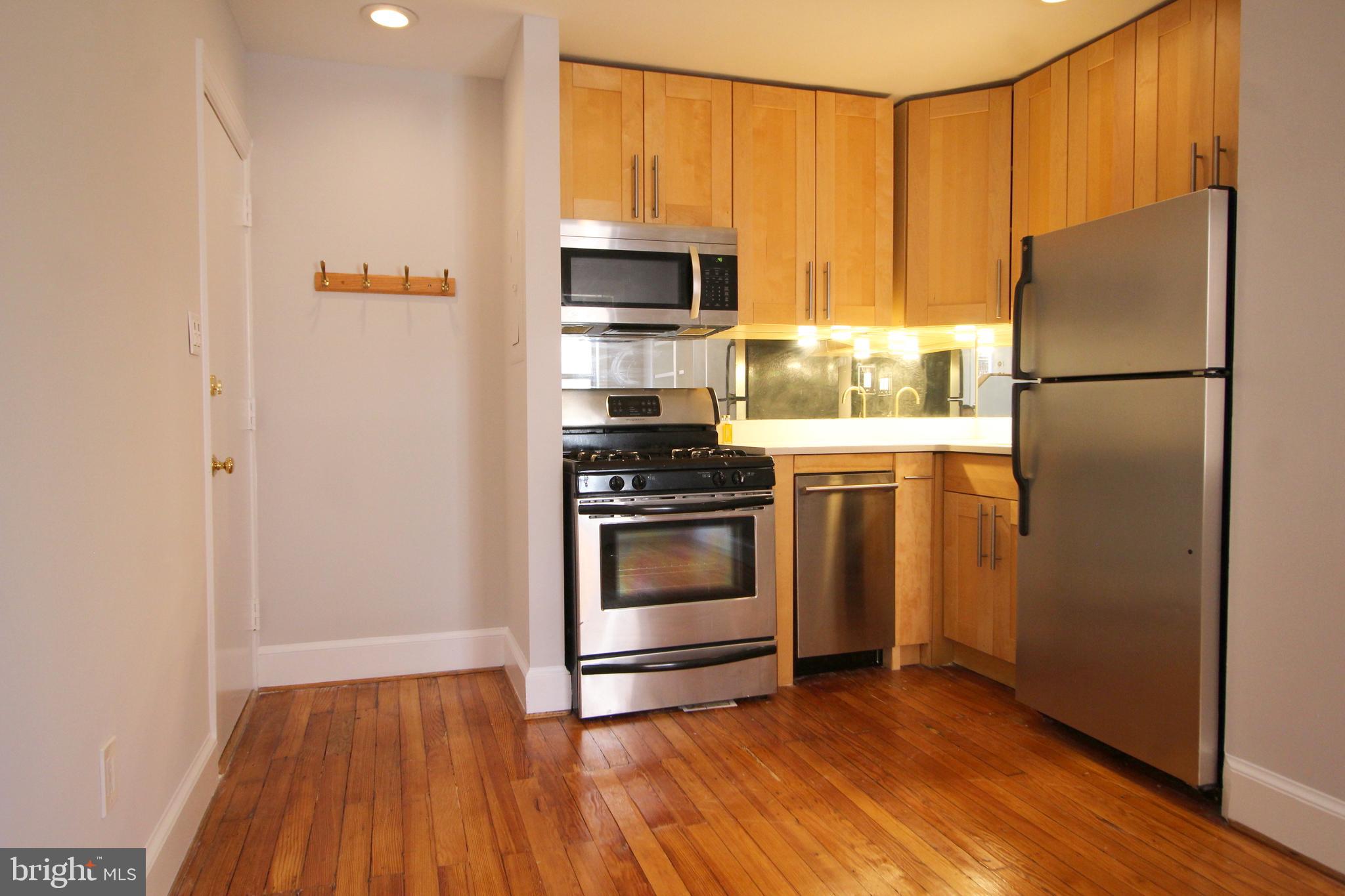 1809 RIGGS PLACE NW 3