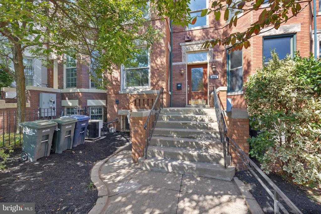 2724 13TH STREET NW