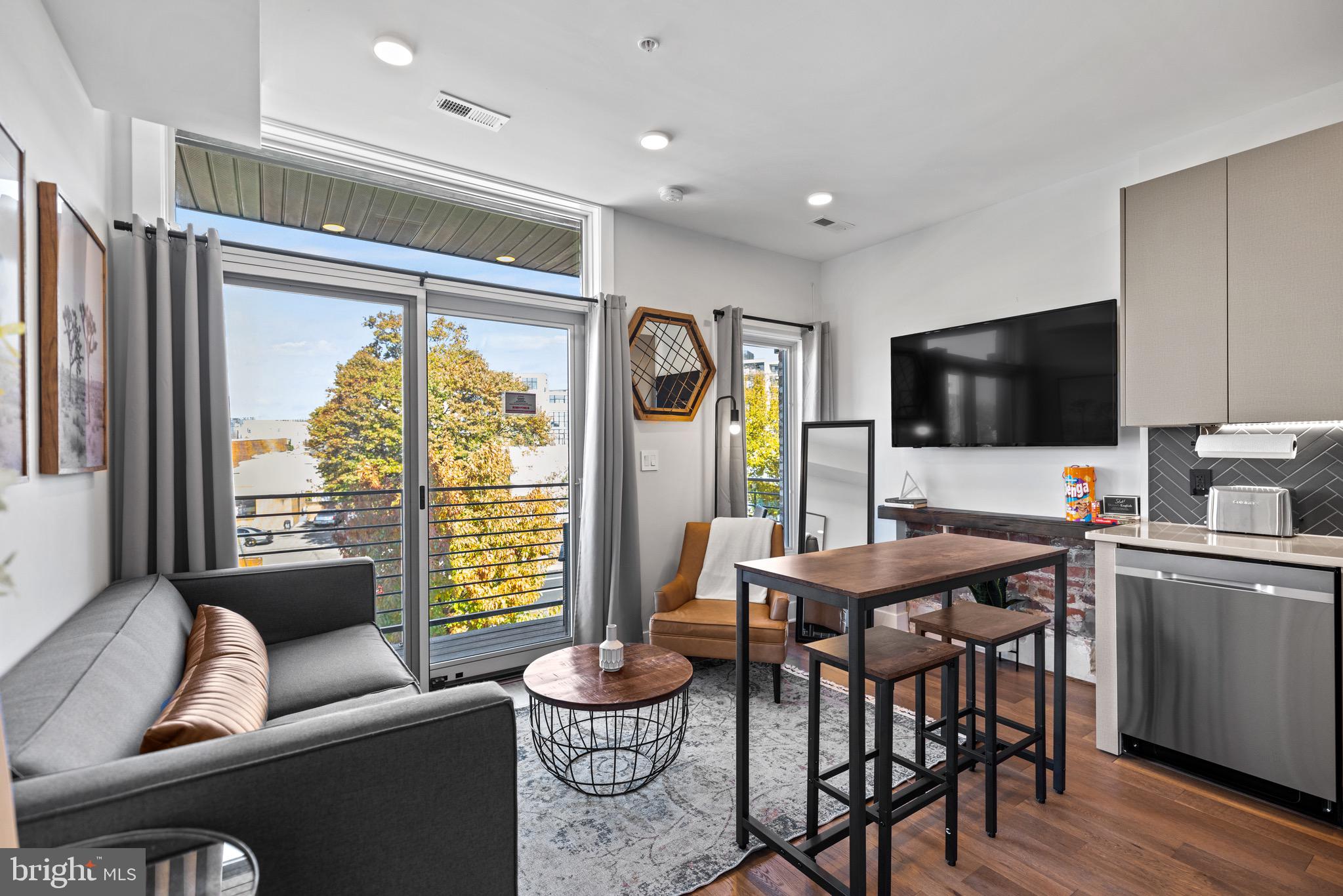 1417 MARYLAND AVENUE NE