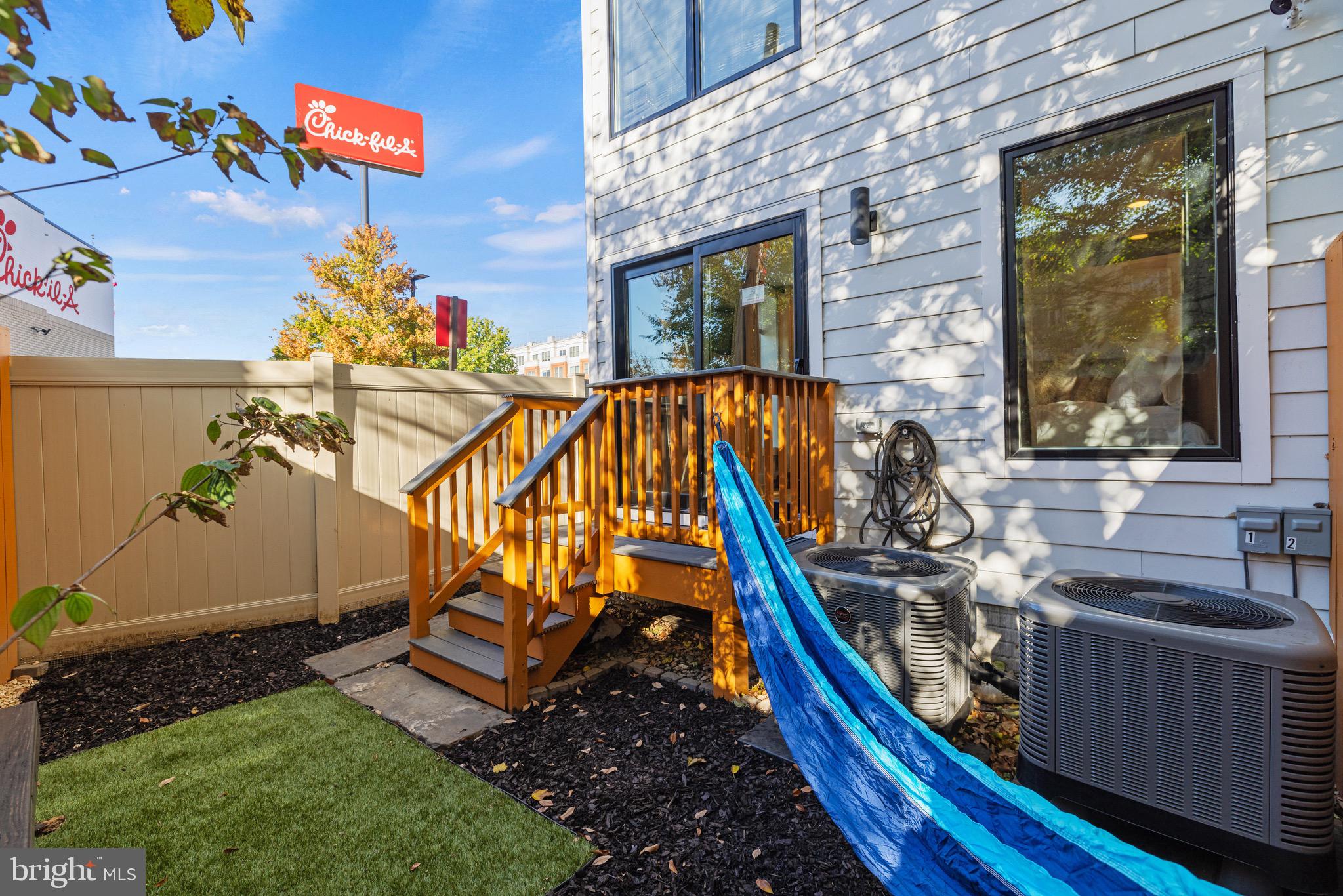 1417 MARYLAND AVENUE NE