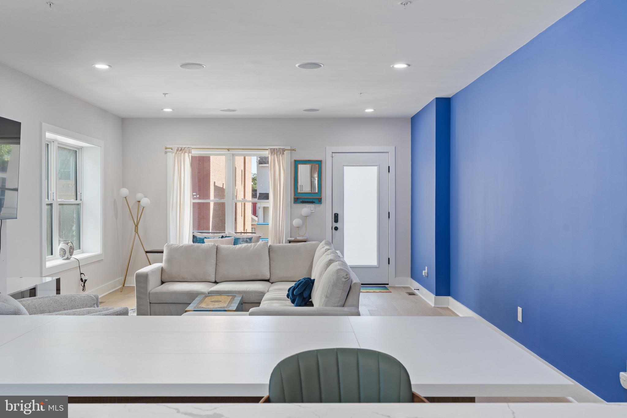 615 IRVING STREET NW 1F