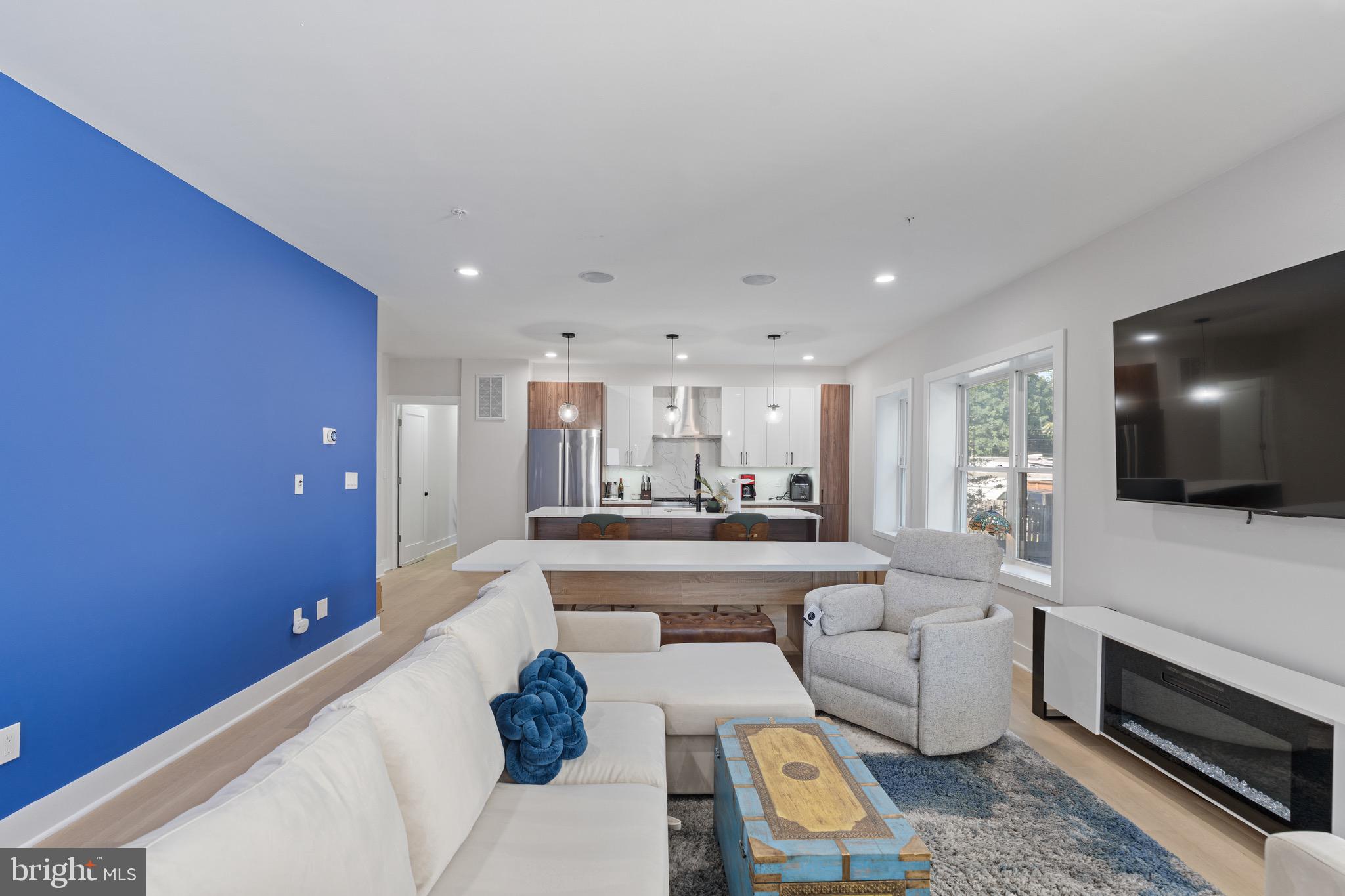 615 IRVING STREET NW 1F