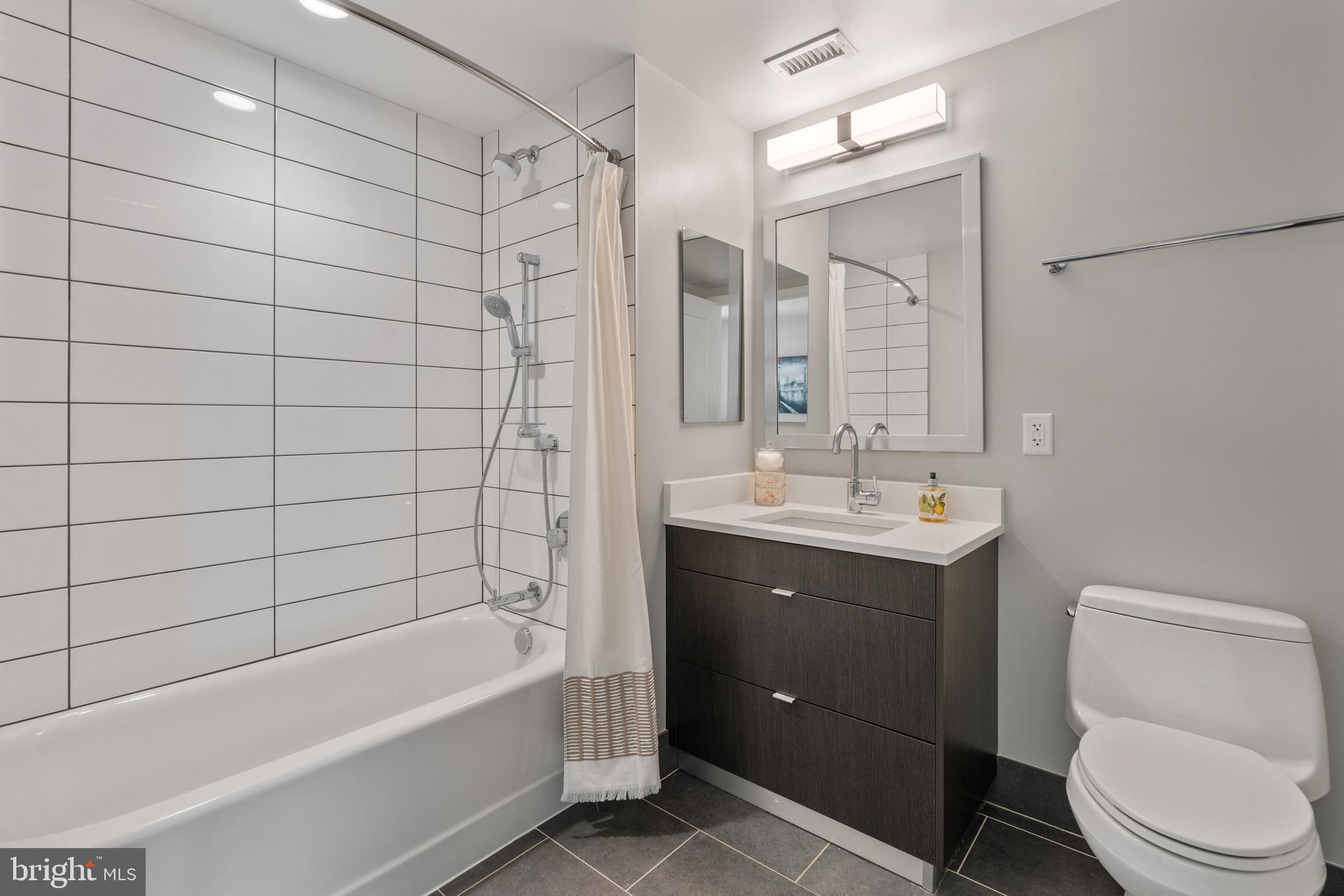 1300 4TH STREET SE 703