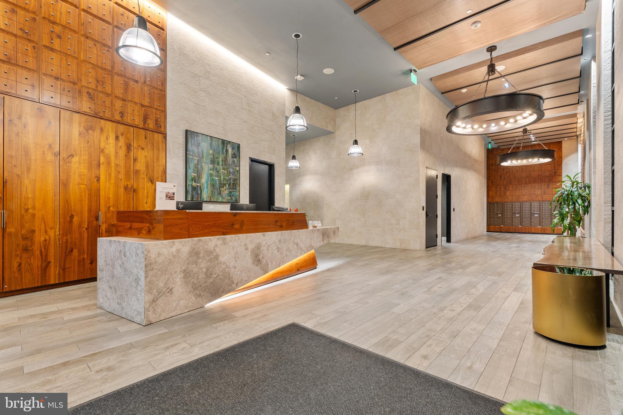 1300 4TH STREET SE 703