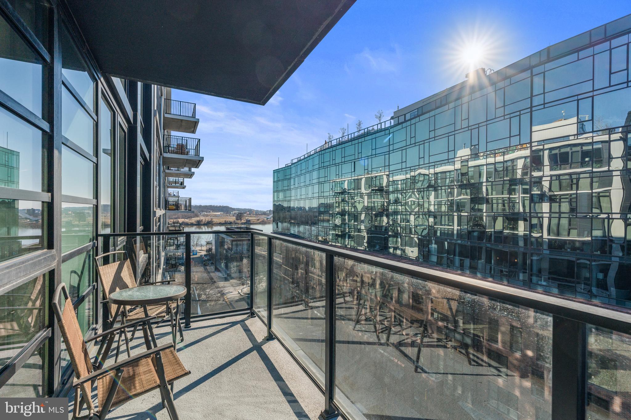 1300 4TH STREET SE 703