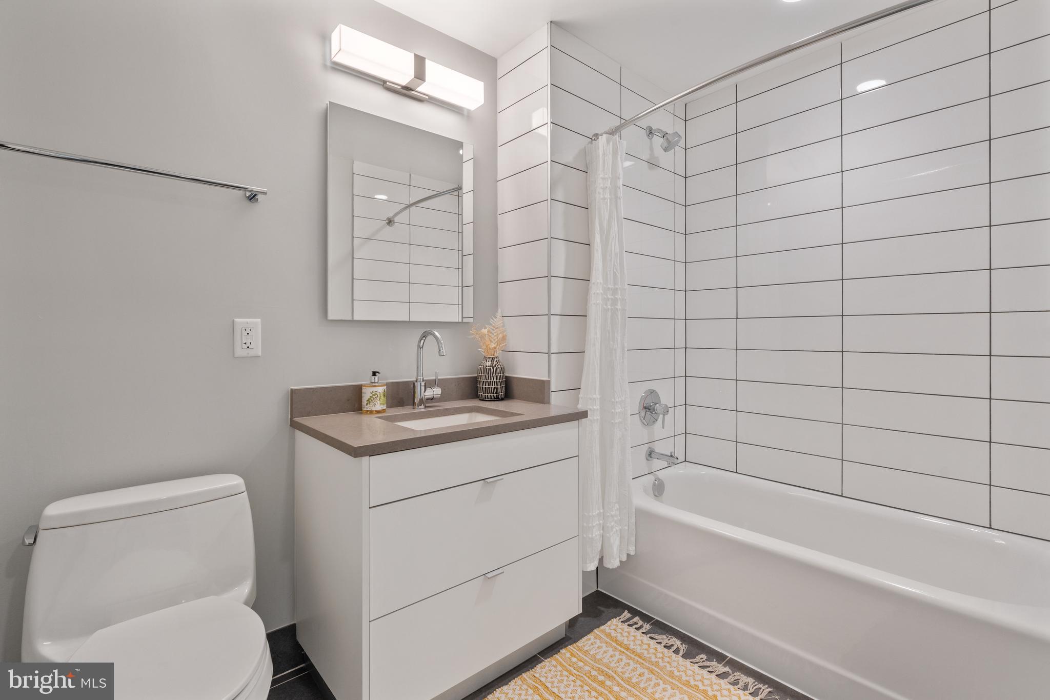 1300 4TH STREET SE 703