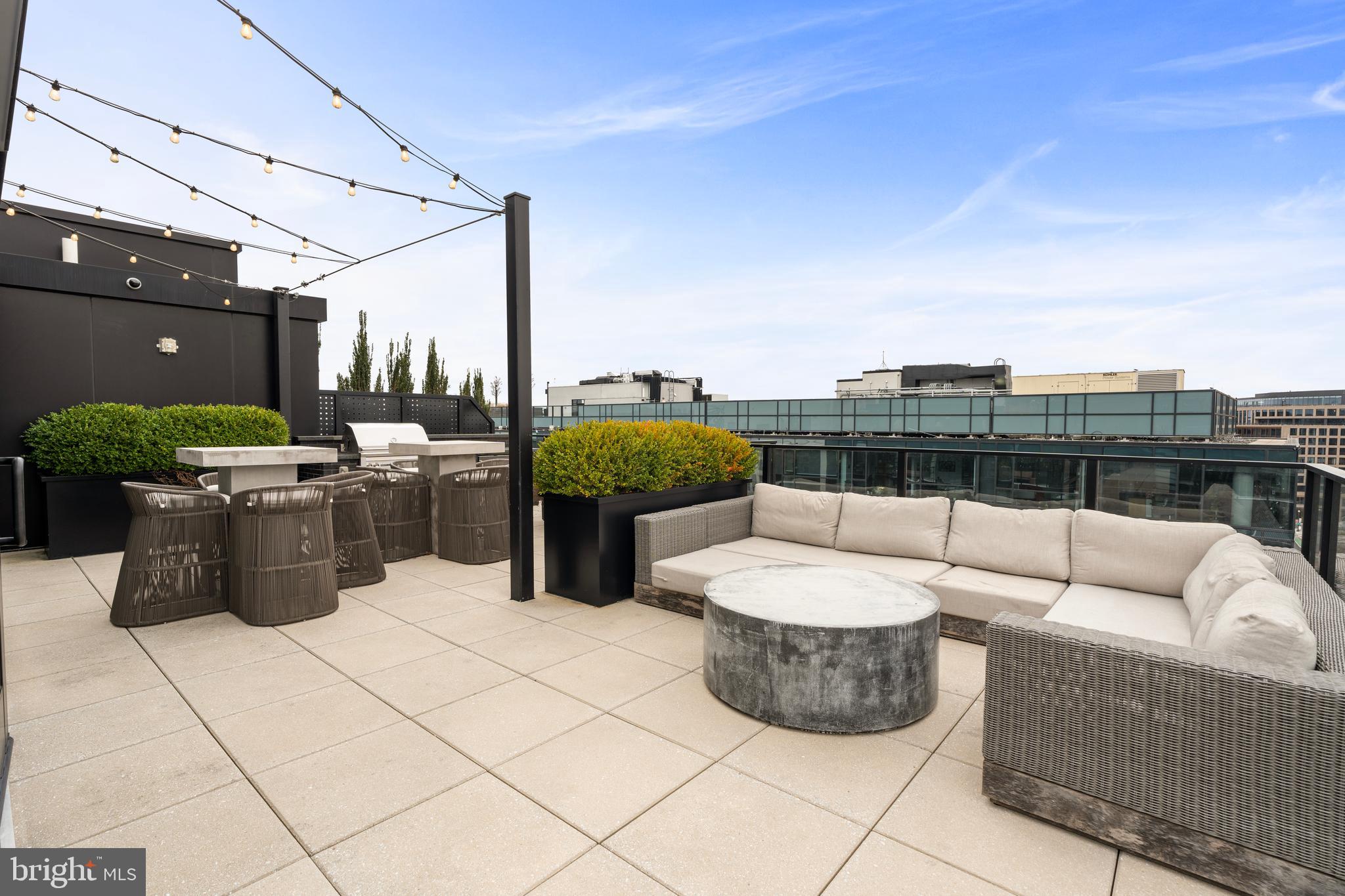 1300 4TH STREET SE 703