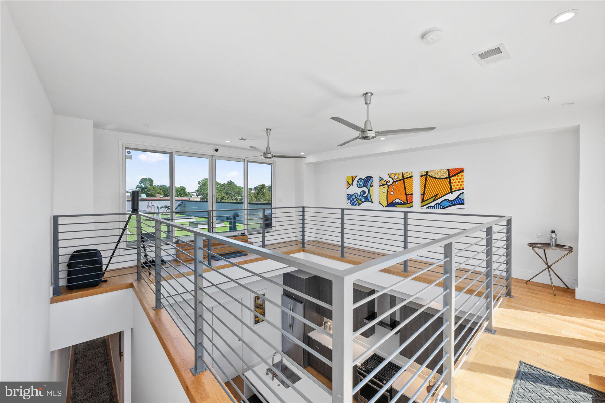 1125 MORSE STREET NE 3 PENTHOUSE