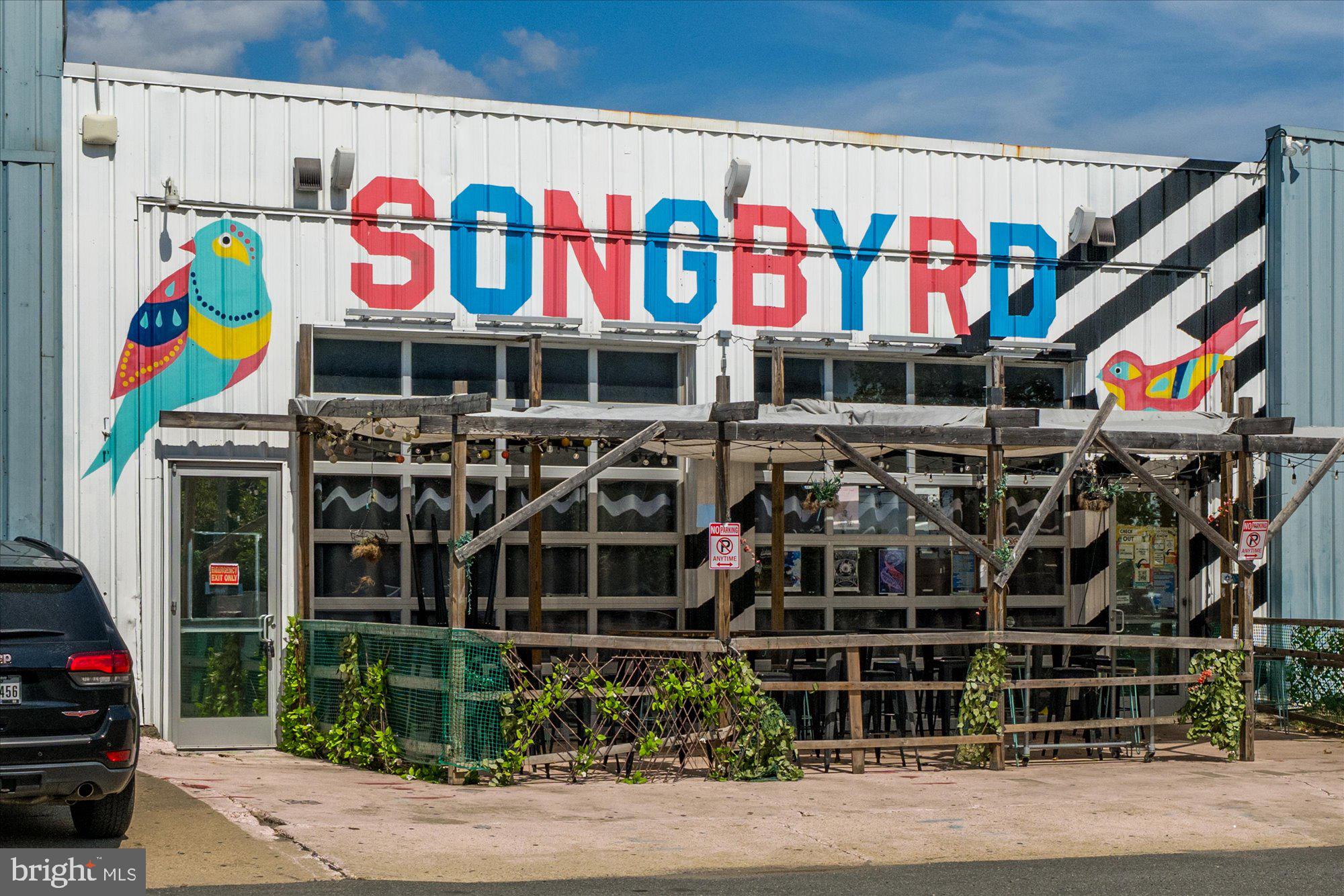 1125 MORSE STREET NE 3 PENTHOUSE