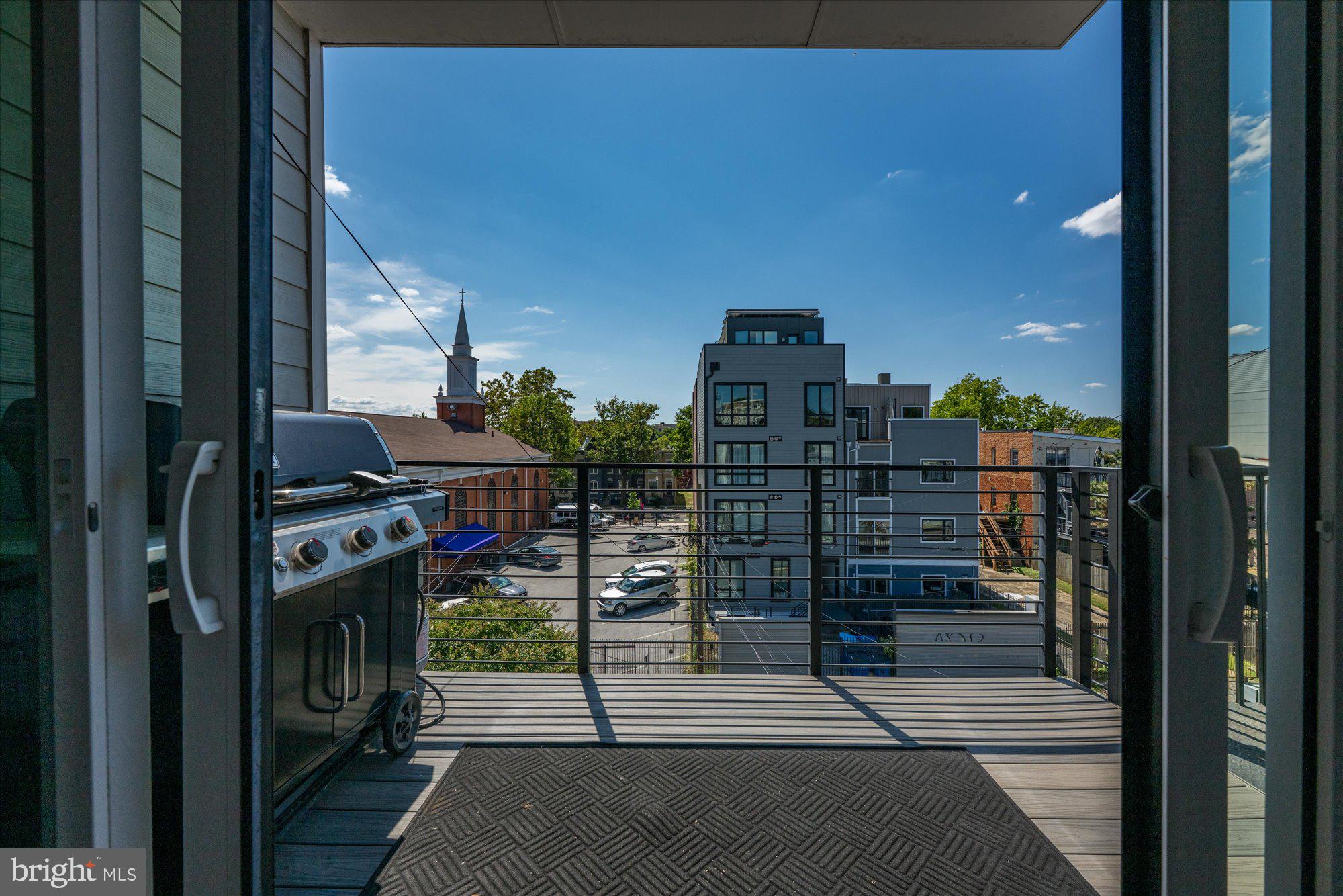 1125 MORSE STREET NE 3 PENTHOUSE