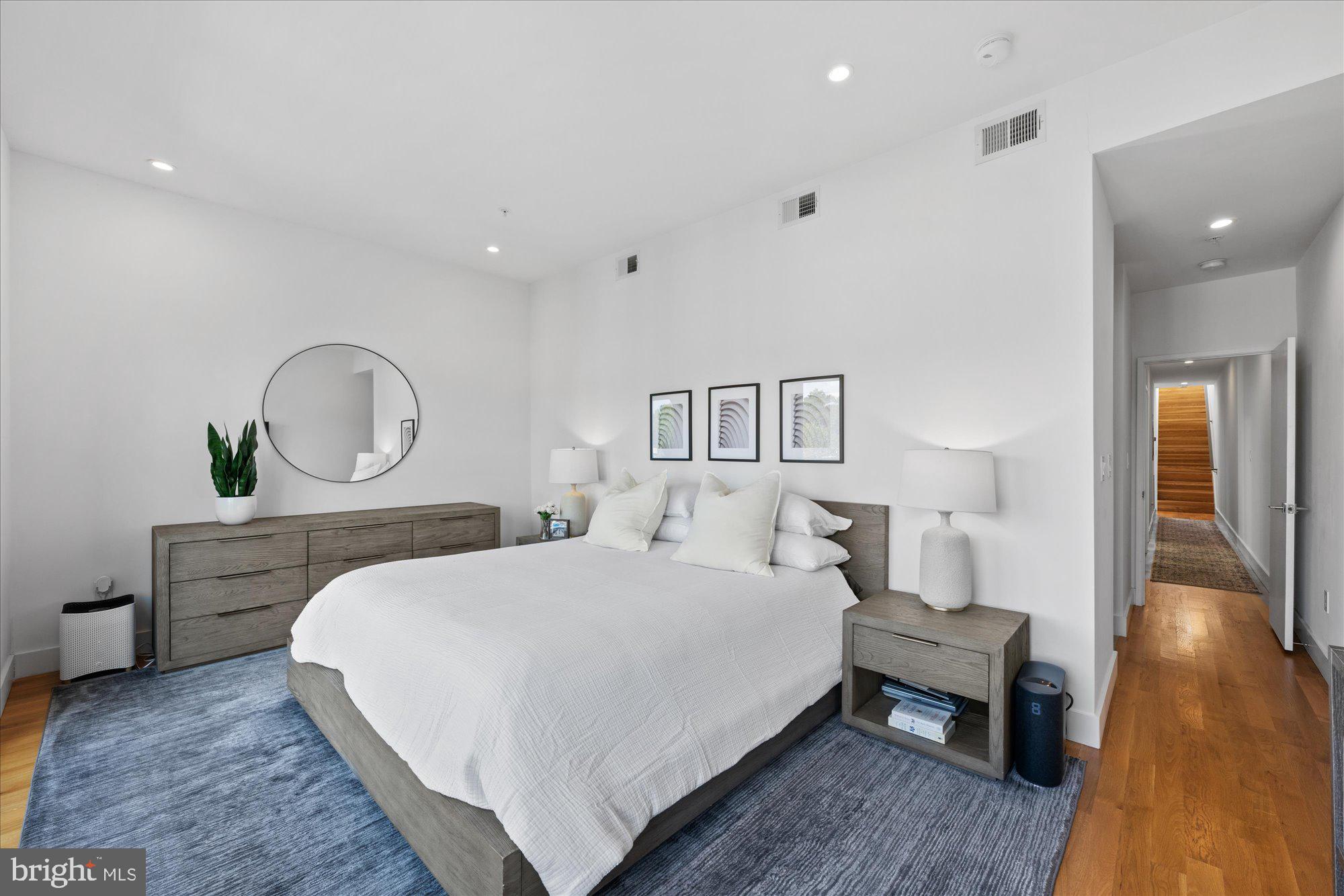 1125 MORSE STREET NE 3 PENTHOUSE