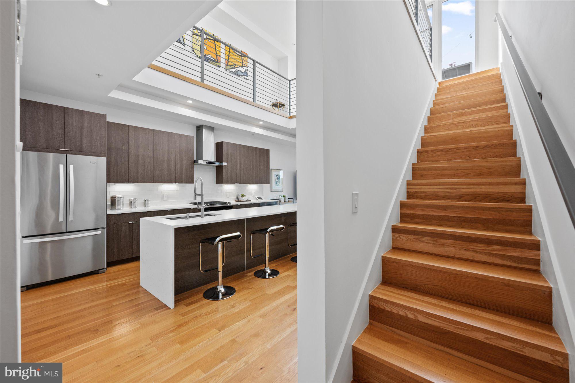 1125 MORSE STREET NE 3 PENTHOUSE