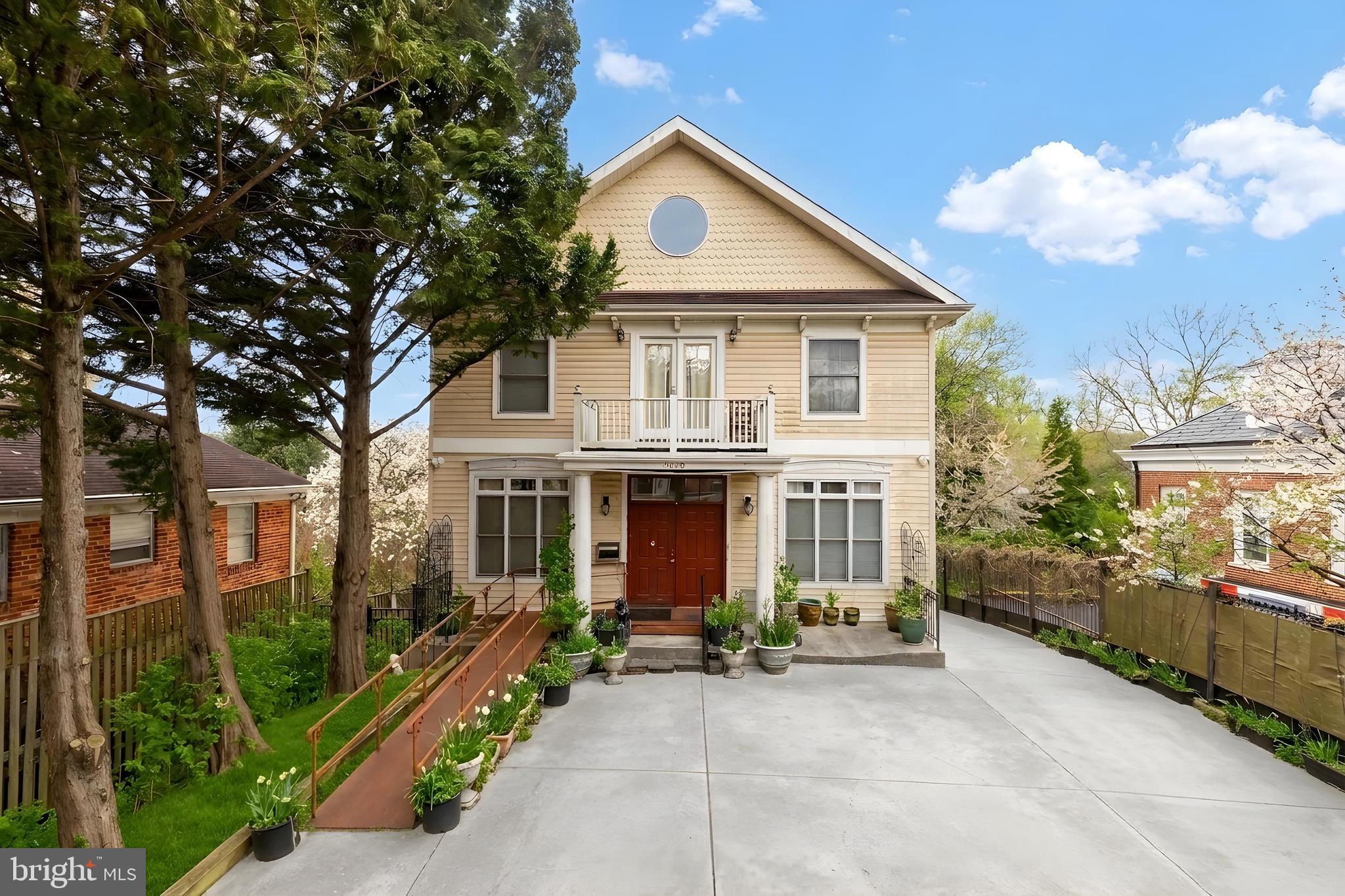 5248 MACARTHUR BOULEVARD NW