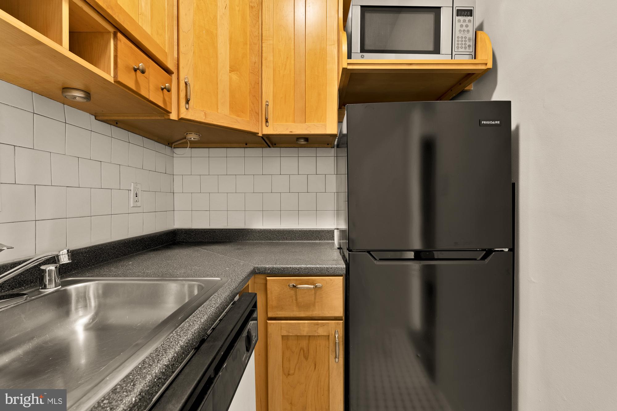 1 SCOTT CIRCLE NW 719