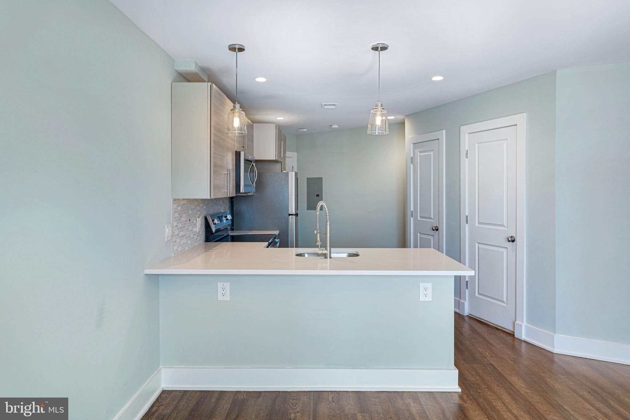 1219 K STREET NE 209