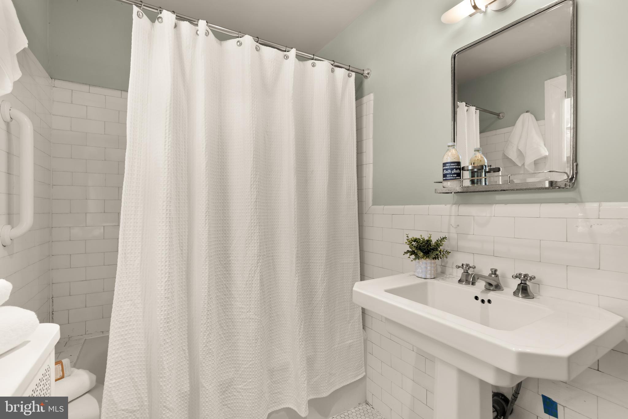 3510 MORRISON STREET NW