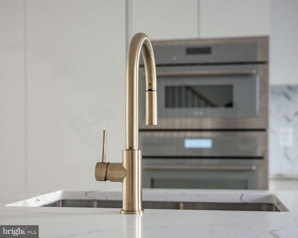 1202 POTOMAC STREET NW