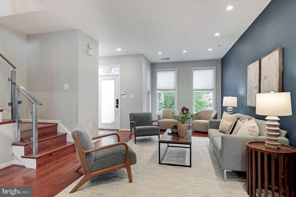 253 14TH STREET SE A