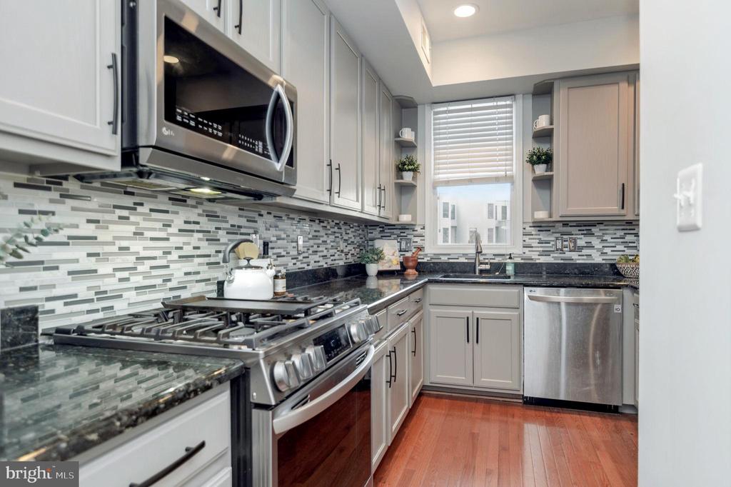 253 14TH STREET SE A