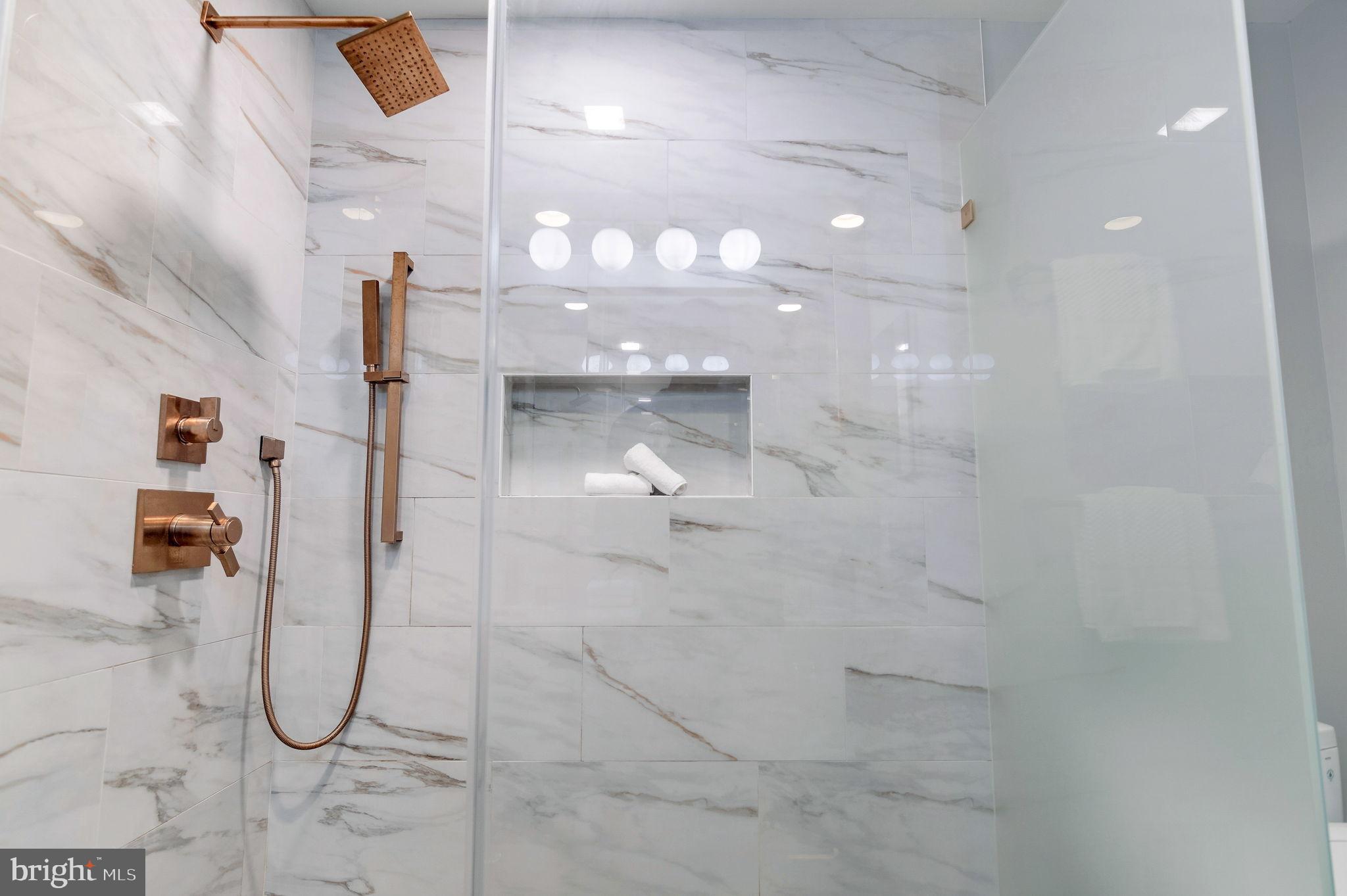 253 14TH STREET SE A