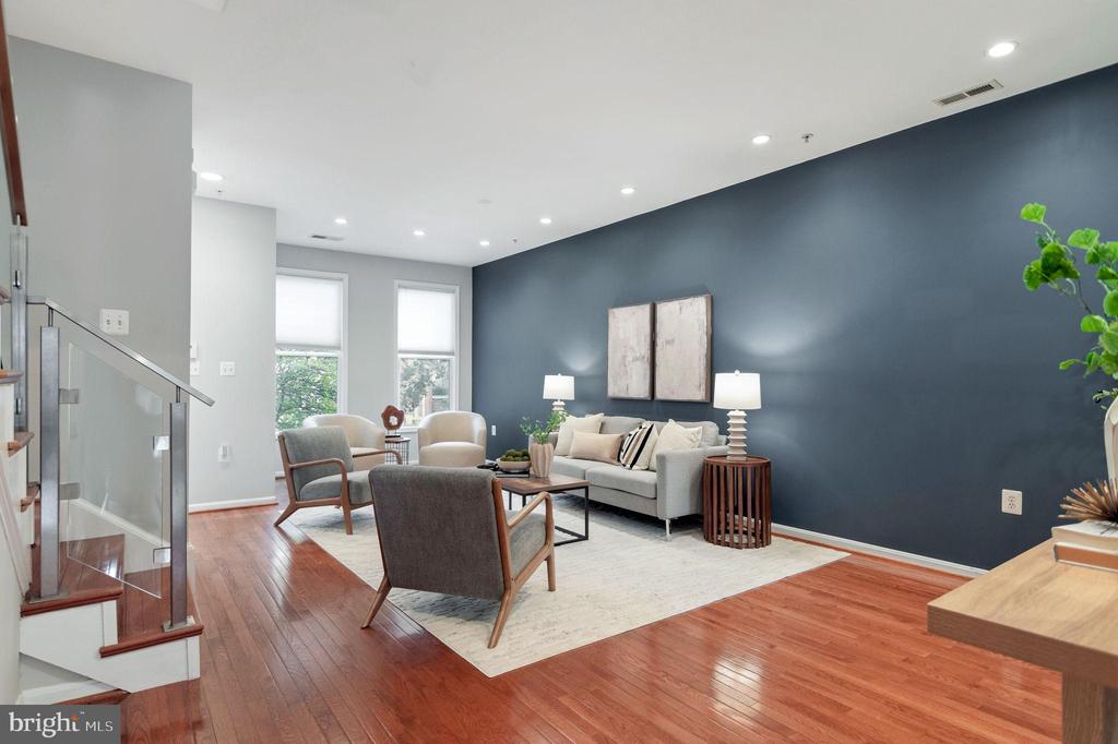 253 14TH STREET SE A