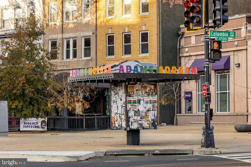 2460 ONTARIO ROAD NW