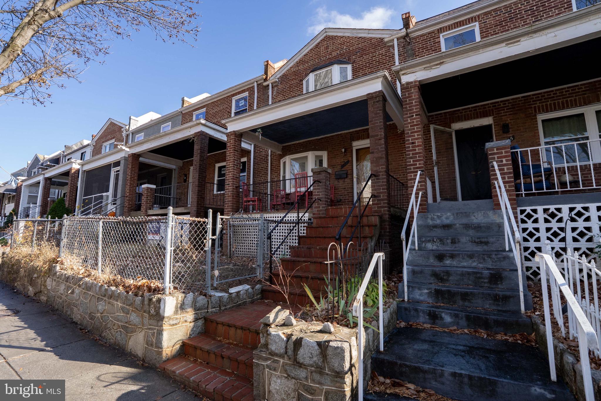 1317 STAPLES STREET NE