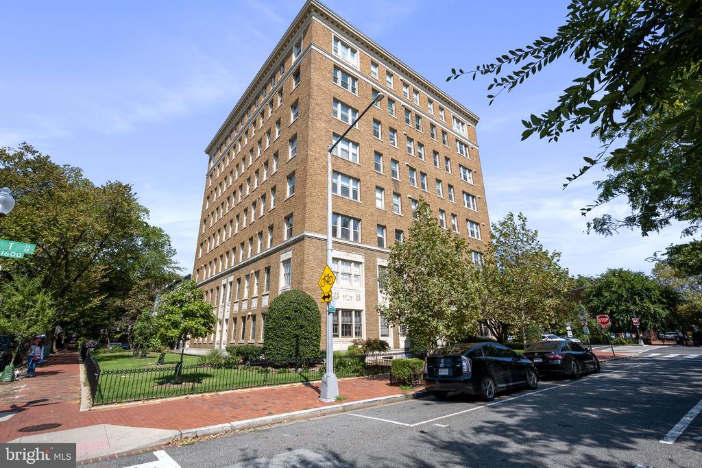 1621 T STREET NW 207