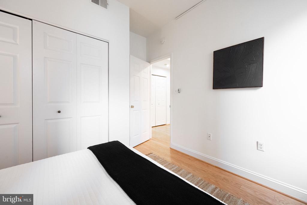 1621 T STREET NW 207