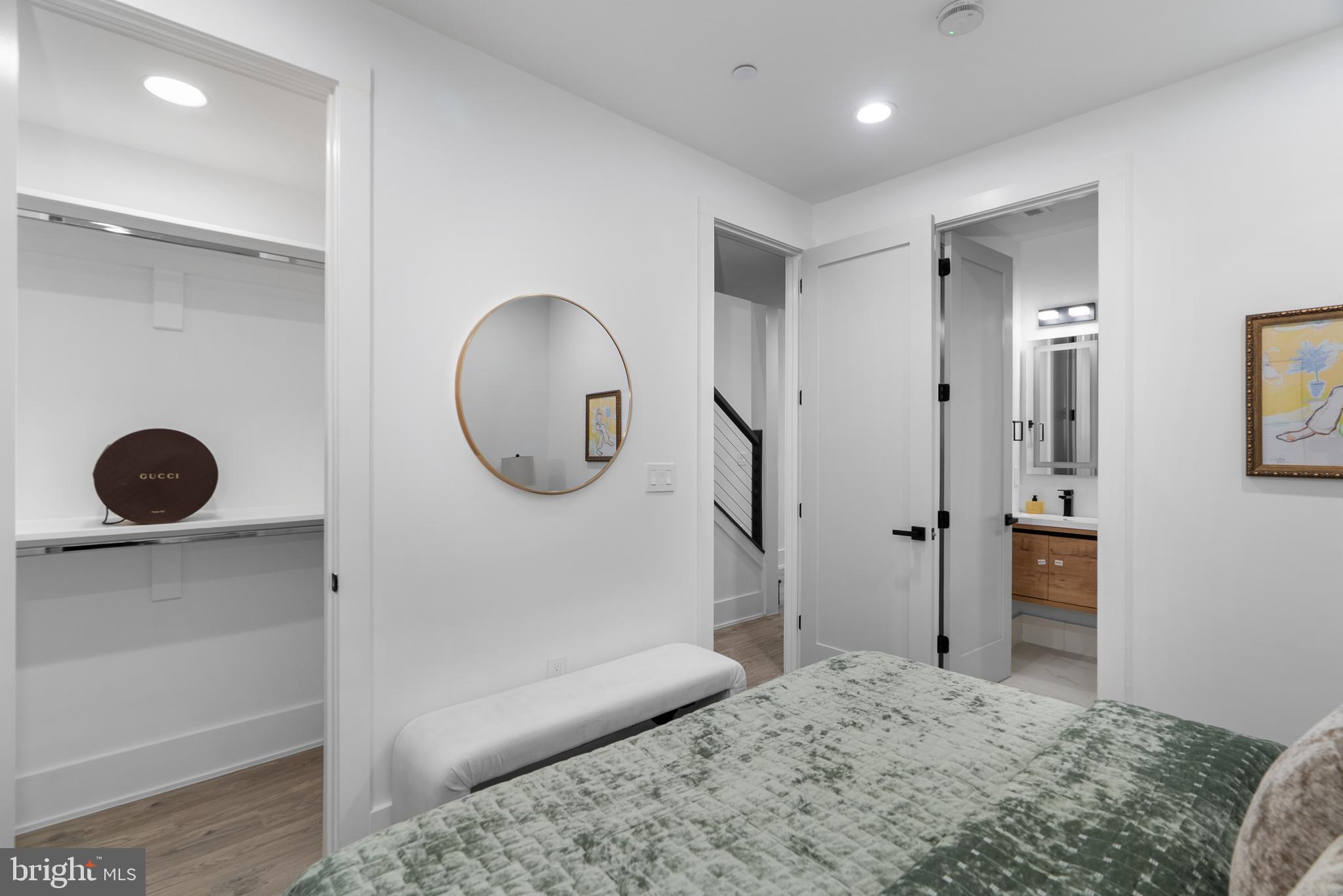 1140 OATES STREET NE 101