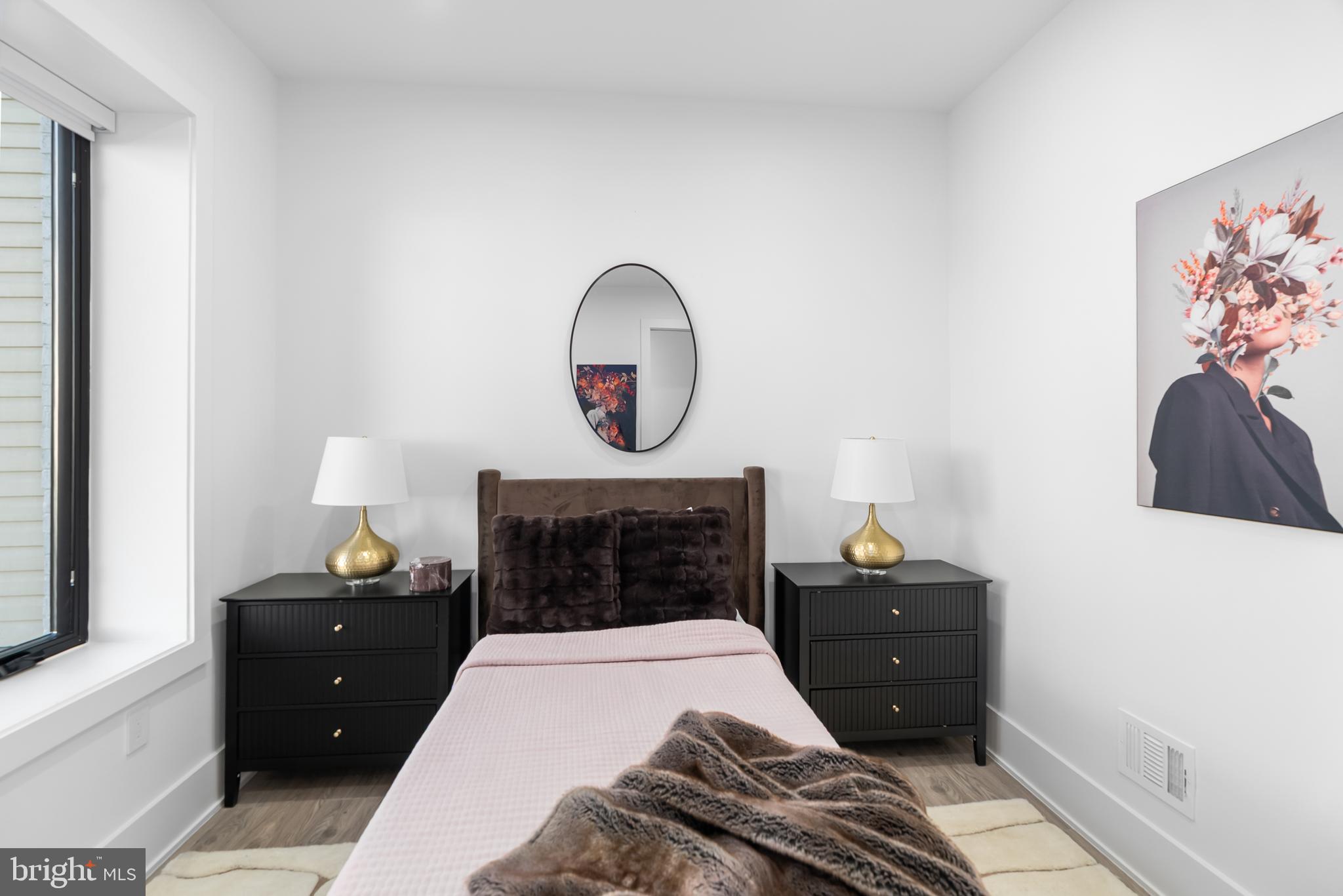 1140 OATES STREET NE 101