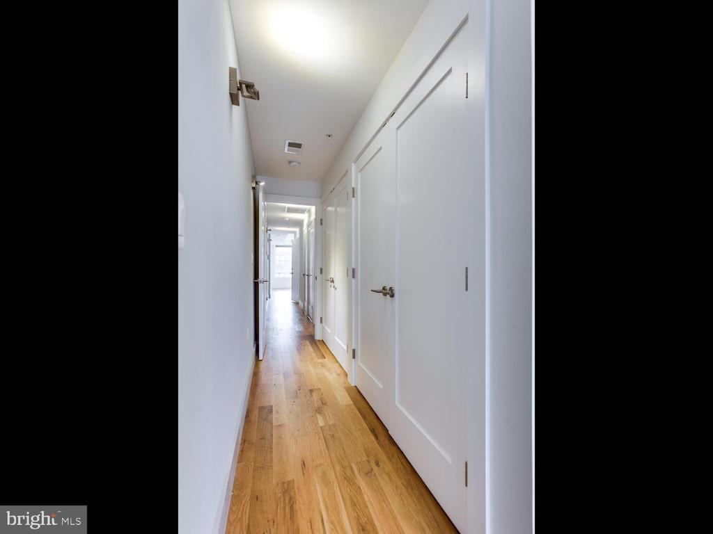 254 15TH STREET SE 4