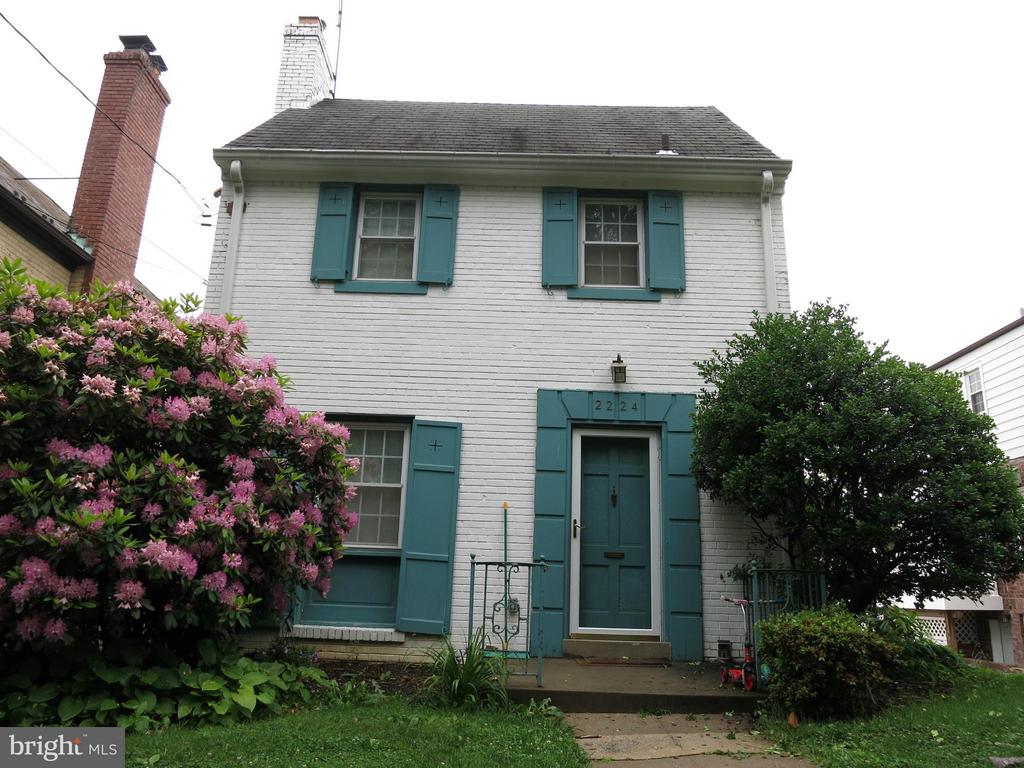 2224 49TH STREET NW