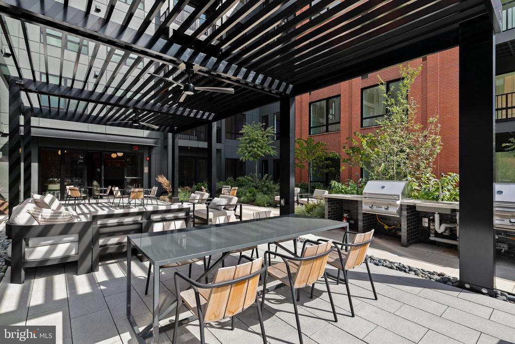 7175 12TH STREET NW Unit: 621