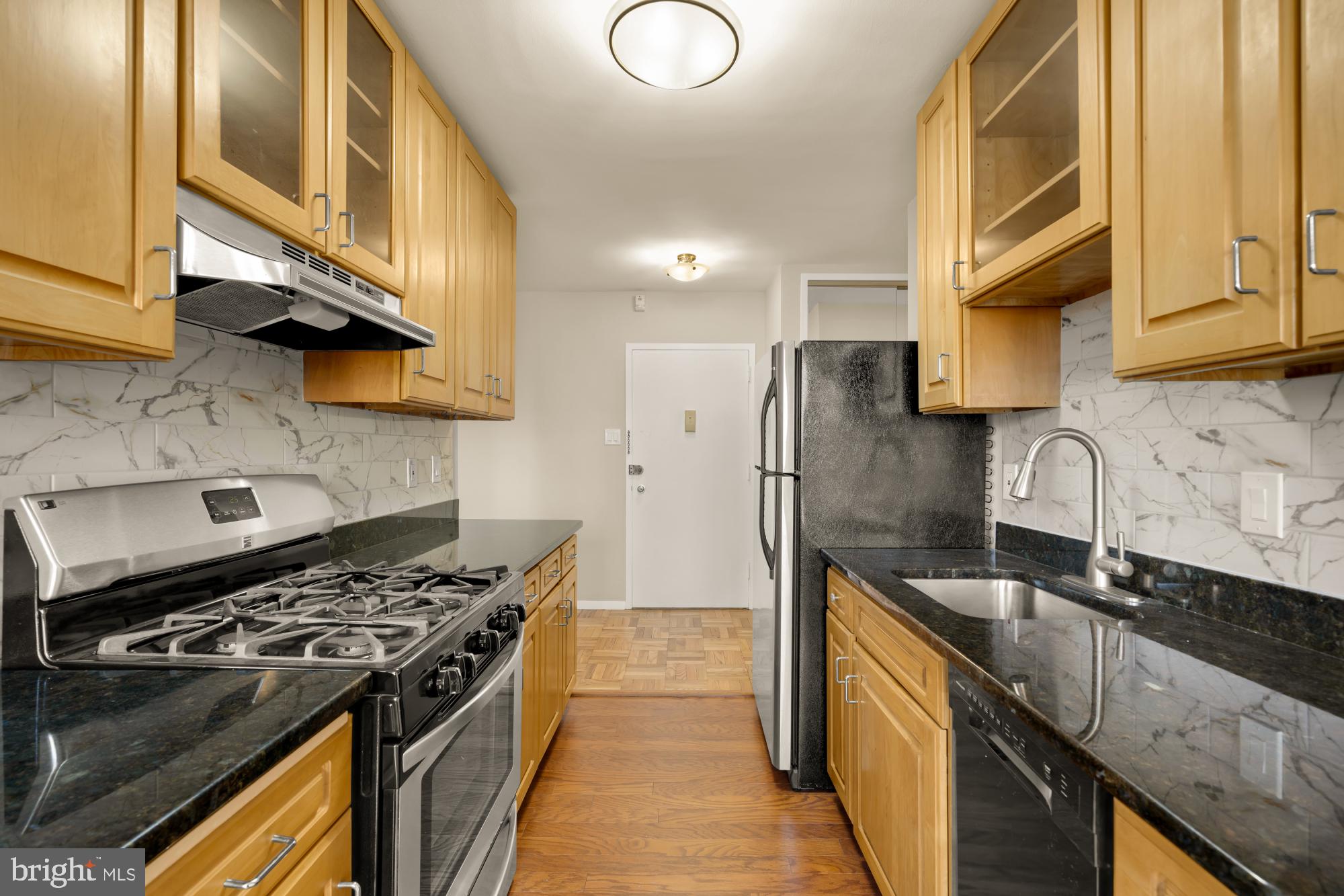 4000 TUNLAW ROAD NW 1030