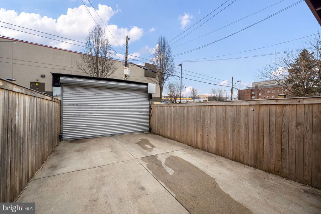 1259 16TH STREET NE