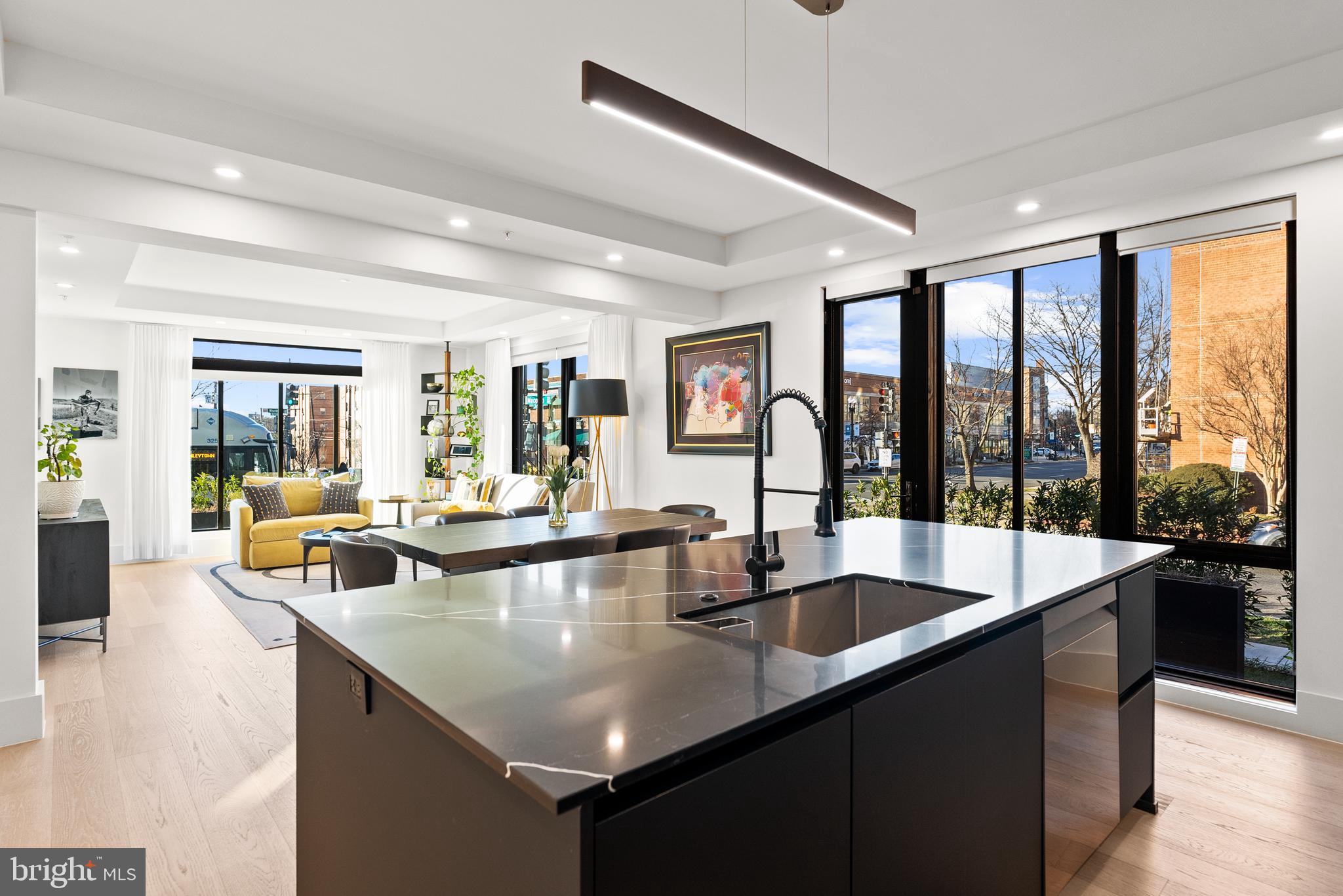 3219 WISCONSIN AVENUE NW 101