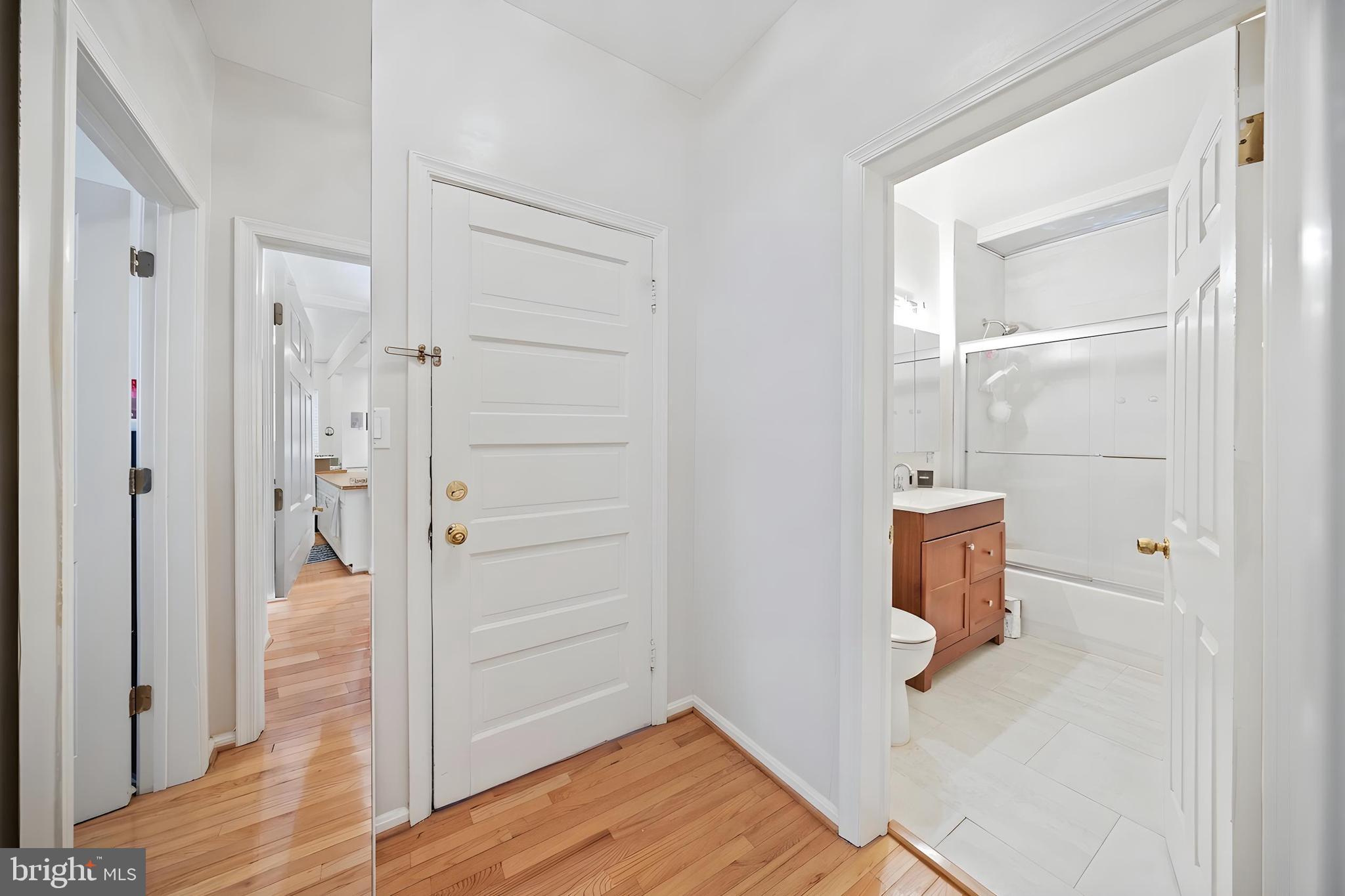1711 35TH STREET NW 1
