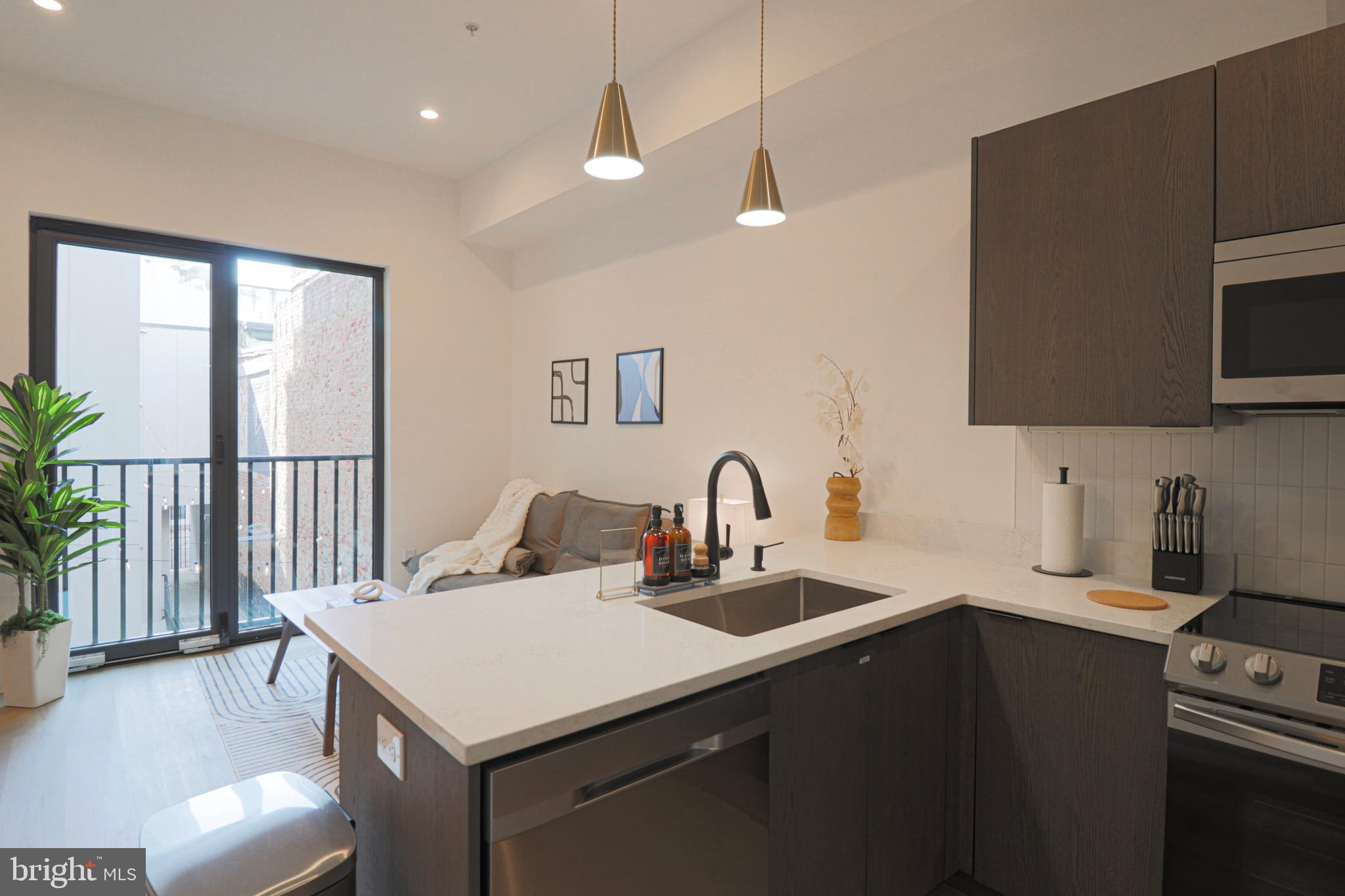 1318 9TH STREET NW 6