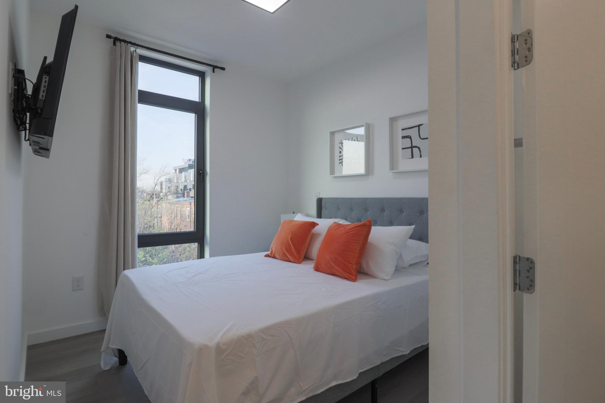 1318 9TH STREET NW 9