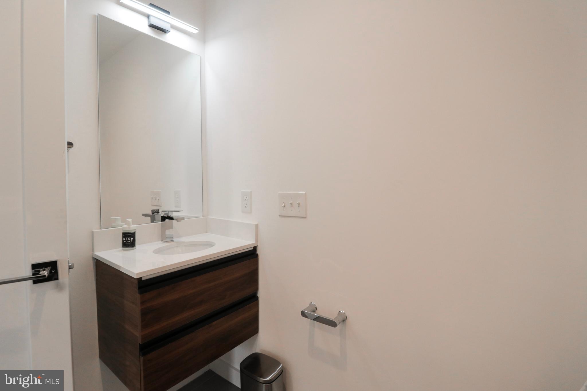 1318 9TH STREET NW 9