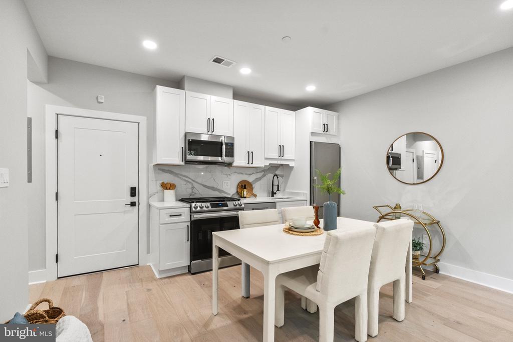 2019 M STREET NE 1