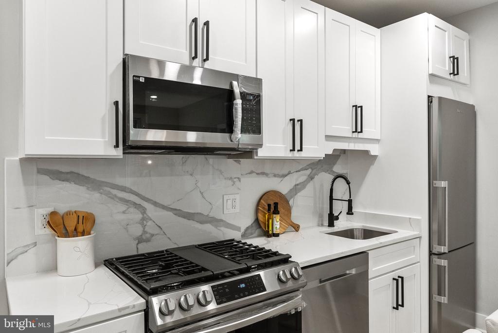 2019 M STREET NE 1