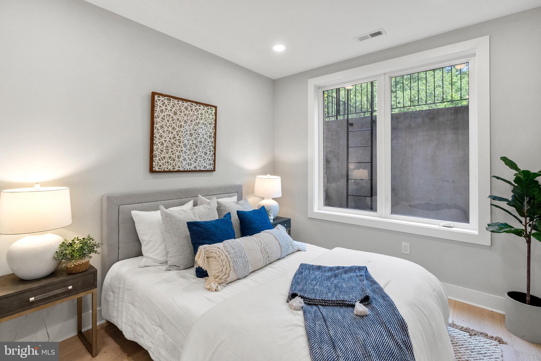 2019 M STREET NE 1