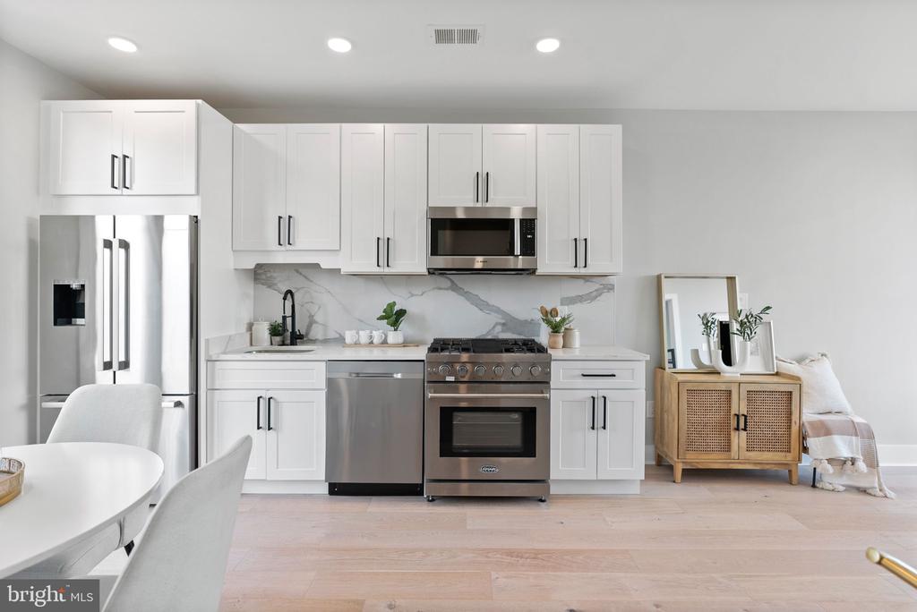 2019 M STREET NE PH9