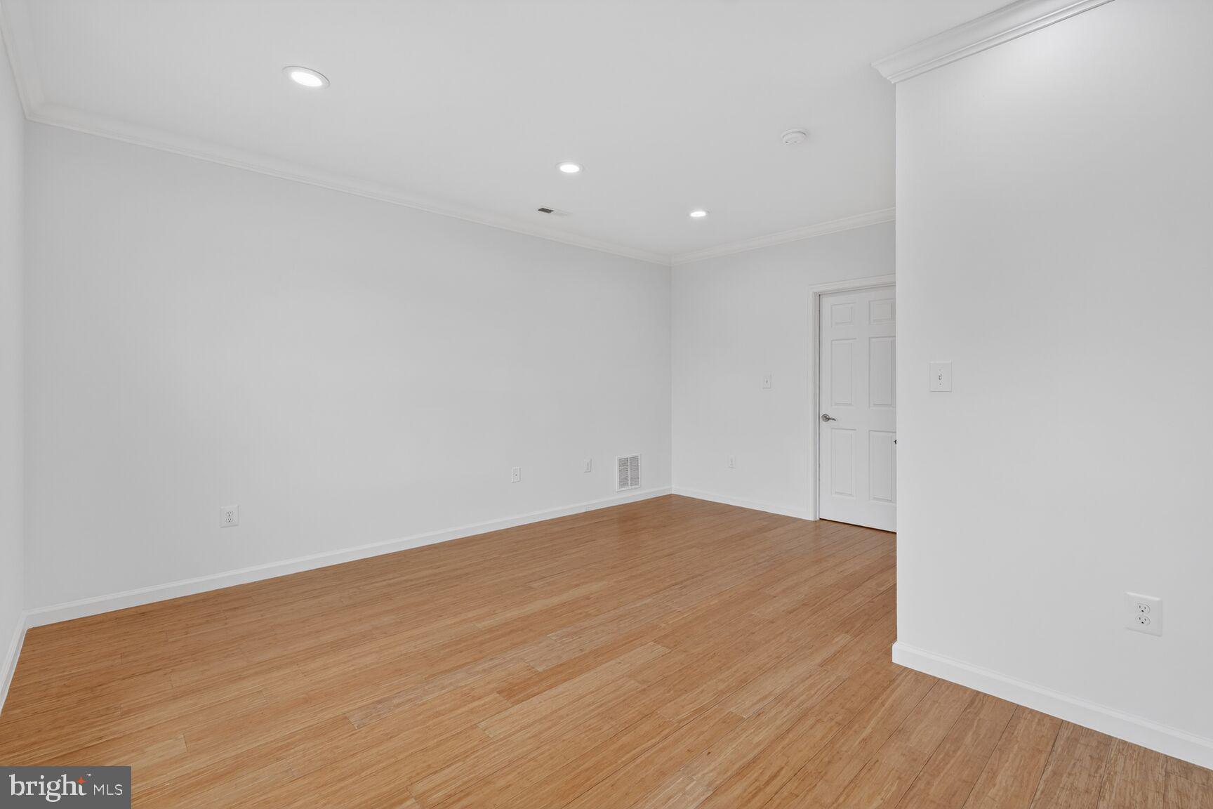 1242 ANACOSTIA ROAD SE