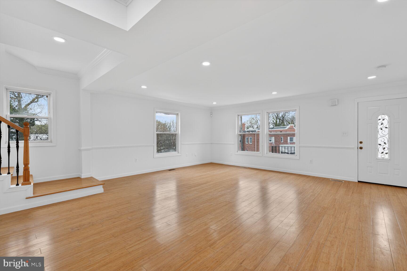 1242 ANACOSTIA ROAD SE